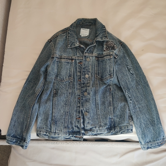RVCA denim jacket - Picture 1 of 4
